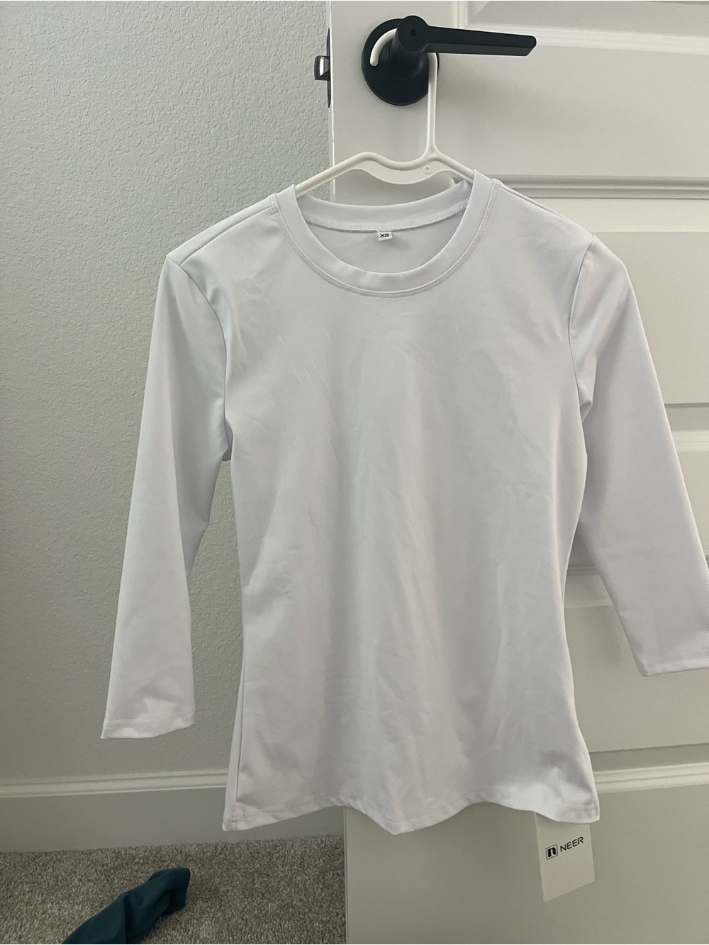 Women’s Long-Sleeve Scoop Neck athletic tops - Teal, Sage, White, Brown small/xs - Picture 6 of 9